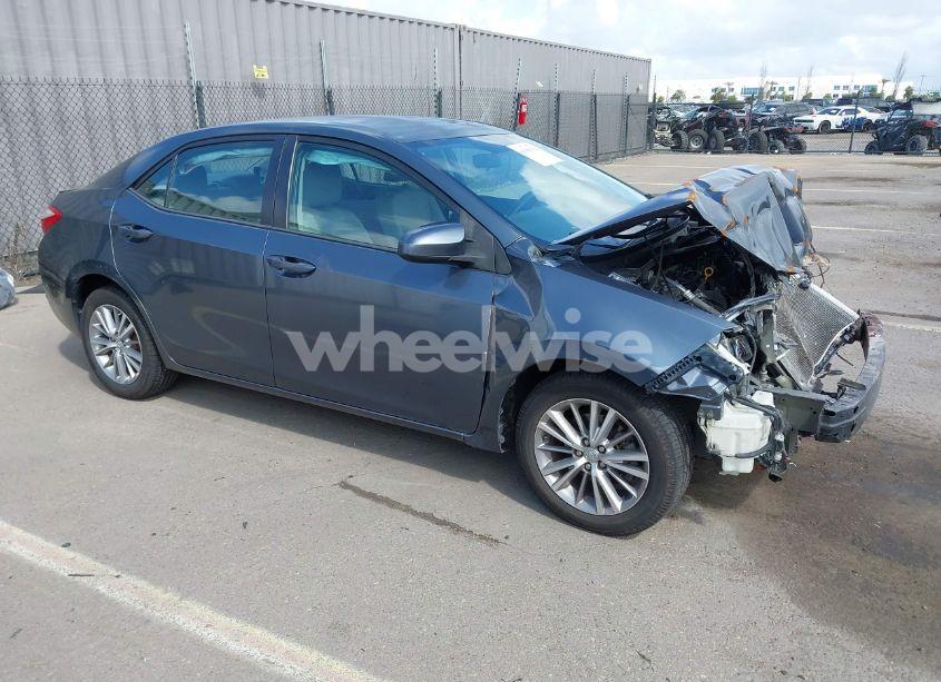 2015 Toyota Corolla LE PLUS (VIN 5YFBURHE5FP218287) main photo