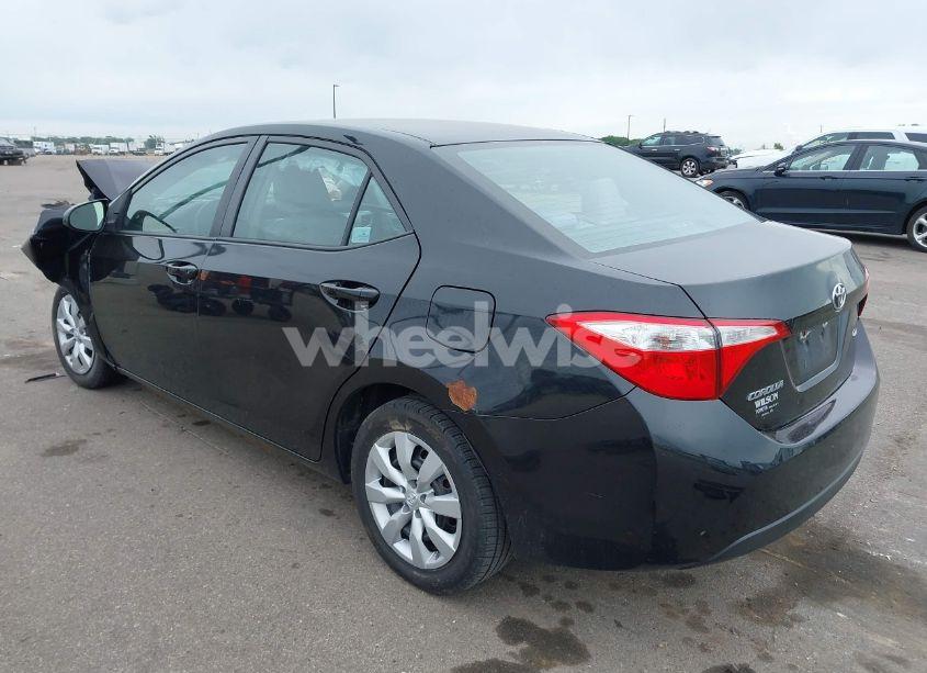 Photo 3 of 2015 Toyota Corolla L/LE/LE PLUS/LE PREMIUM/S/S PLUS/S PREMIUM (VIN 5YFBURHE5FP244422)