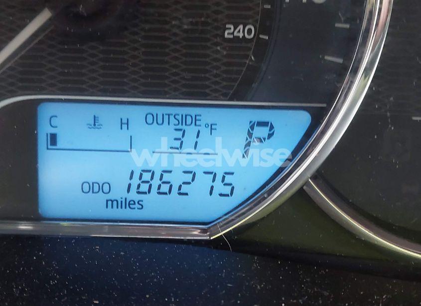 Photo 15 of 2015 Toyota Corolla LE (VIN 5YFBURHE5FP248244)