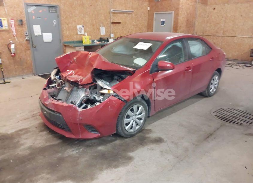 Photo 2 of 2015 Toyota Corolla LE (VIN 5YFBURHE5FP251595)