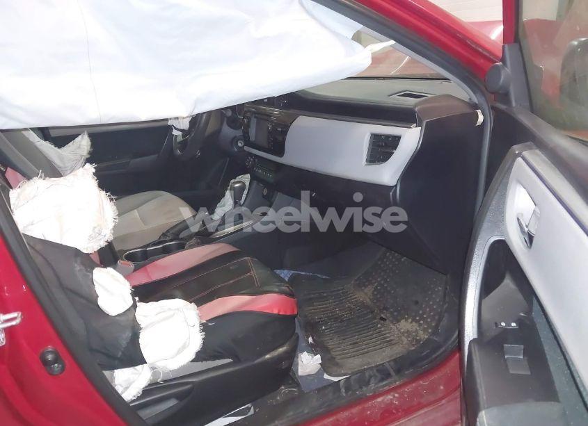 Photo 5 of 2015 Toyota Corolla LE (VIN 5YFBURHE5FP251595)