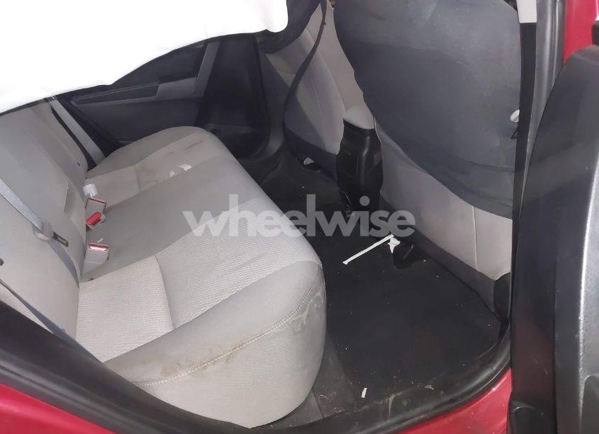 Photo 8 of 2015 Toyota Corolla LE (VIN 5YFBURHE5FP251595)