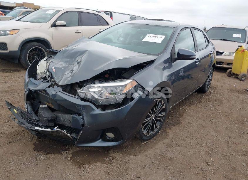 Photo 2 of 2015 Toyota Corolla S PLUS (VIN 5YFBURHE5FP256201)