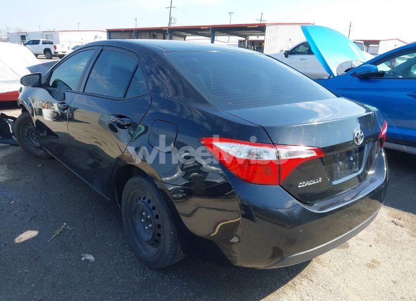 Photo 3 of 2015 Toyota Corolla LE (VIN 5YFBURHE5FP263259)