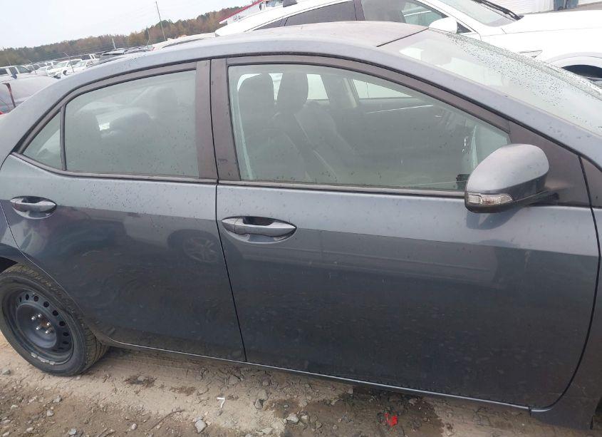 Photo 14 of 2015 Toyota Corolla S (VIN 5YFBURHE5FP263732)