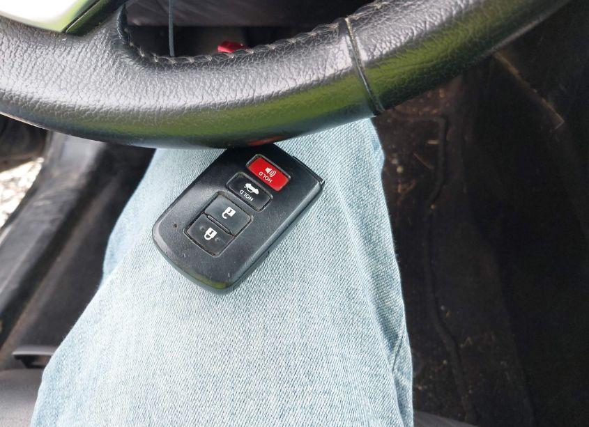 Photo 11 of 2015 Toyota Corolla S PREMIUM (VIN 5YFBURHE5FP277839)