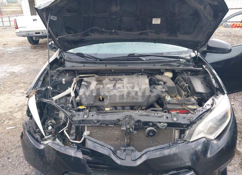 Photo 10 of 2015 Toyota Corolla LE (VIN 5YFBURHE5FP279901)