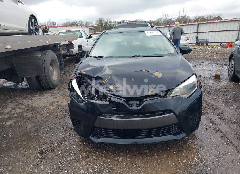 Photo 12 of 2015 Toyota Corolla LE (VIN 5YFBURHE5FP279901)