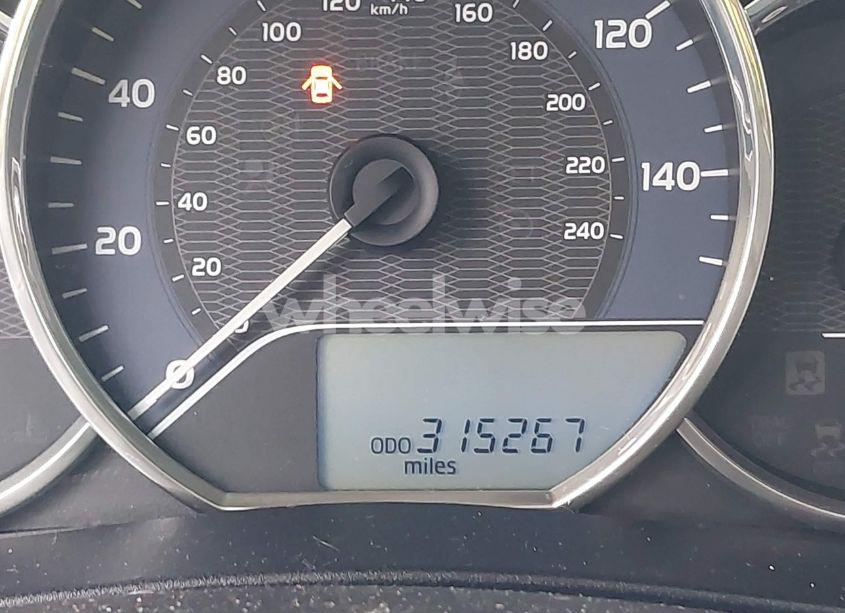 Photo 15 of 2015 Toyota Corolla LE (VIN 5YFBURHE5FP279901)