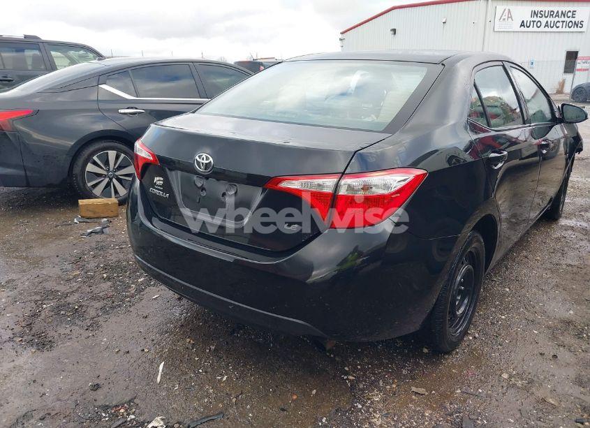 Photo 4 of 2015 Toyota Corolla LE (VIN 5YFBURHE5FP279901)