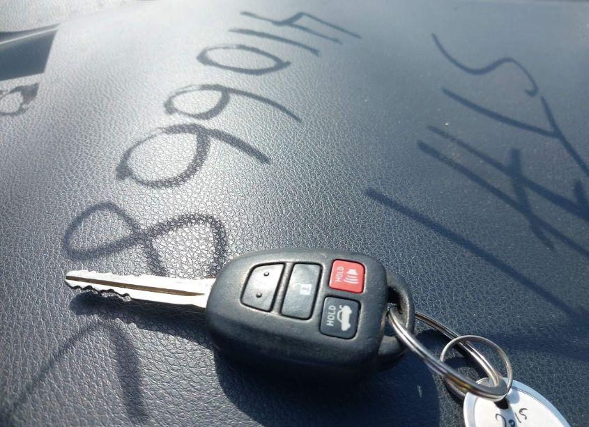 Photo 11 of 2015 Toyota Corolla S PLUS (VIN 5YFBURHE5FP289473)