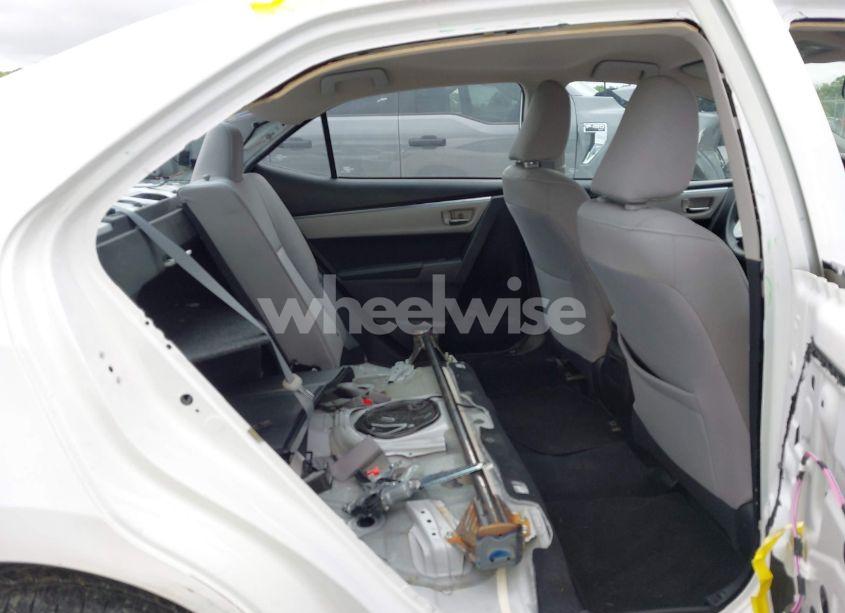 Photo 8 of 2015 Toyota Corolla LE (VIN 5YFBURHE5FP292891)