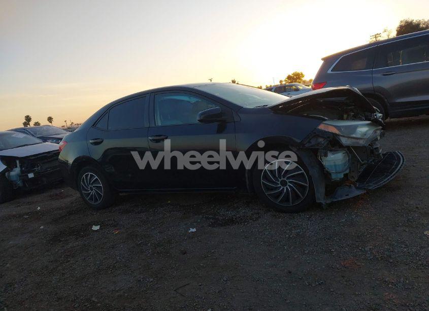 Photo 14 of 2015 Toyota Corolla LE (VIN 5YFBURHE5FP299873)