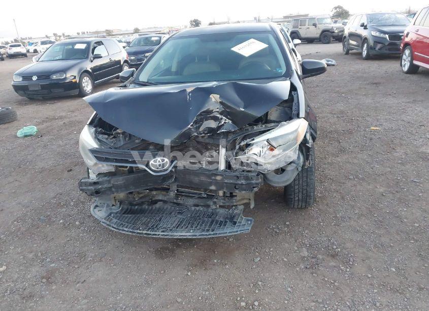 Photo 6 of 2015 Toyota Corolla LE (VIN 5YFBURHE5FP299873)