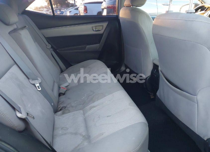 Photo 8 of 2015 Toyota Corolla LE (VIN 5YFBURHE5FP299873)