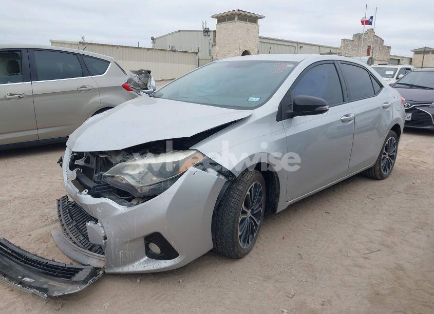 Photo 2 of 2015 Toyota Corolla S PLUS (VIN 5YFBURHE5FP312900)