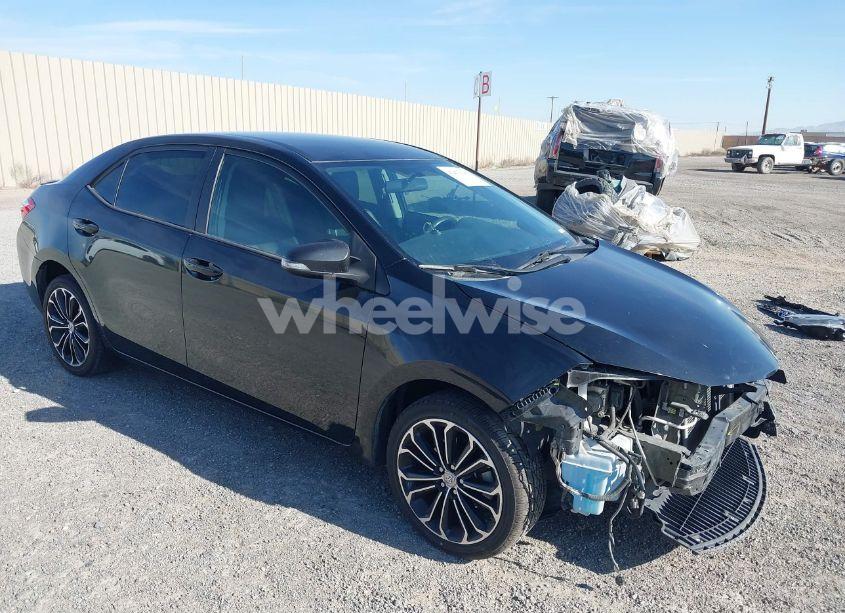 2015 Toyota Corolla S PLUS (VIN 5YFBURHE5FP319197) main photo