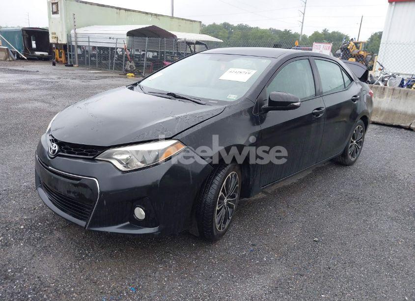 Photo 2 of 2015 Toyota Corolla S PLUS (VIN 5YFBURHE5FP343869)