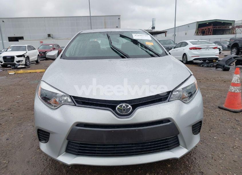Photo 13 of 2015 Toyota Corolla LE (VIN 5YFBURHE5FP350207)
