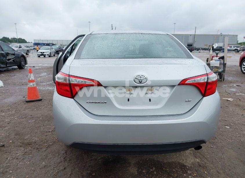 Photo 17 of 2015 Toyota Corolla LE (VIN 5YFBURHE5FP350207)