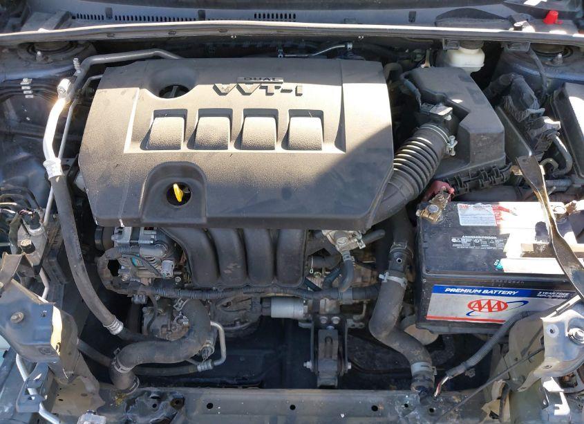 Photo 10 of 2015 Toyota Corolla LE (VIN 5YFBURHE5FP351793)