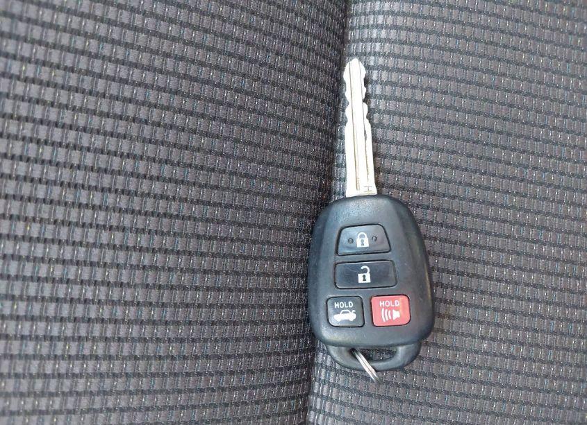 Photo 11 of 2015 Toyota Corolla S PLUS (VIN 5YFBURHE5FP353656)