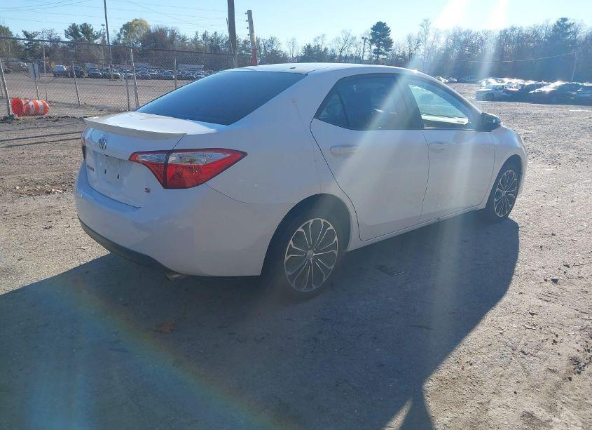 Photo 4 of 2015 Toyota Corolla S PLUS (VIN 5YFBURHE5FP353656)