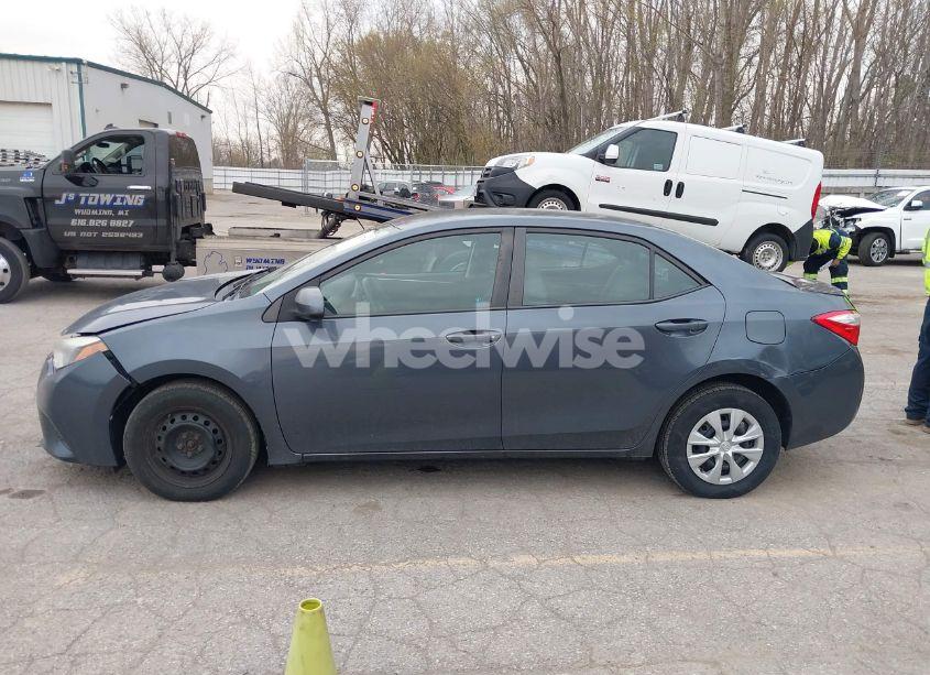 Photo 14 of 2016 Toyota Corolla L (VIN 5YFBURHE5GP377277)