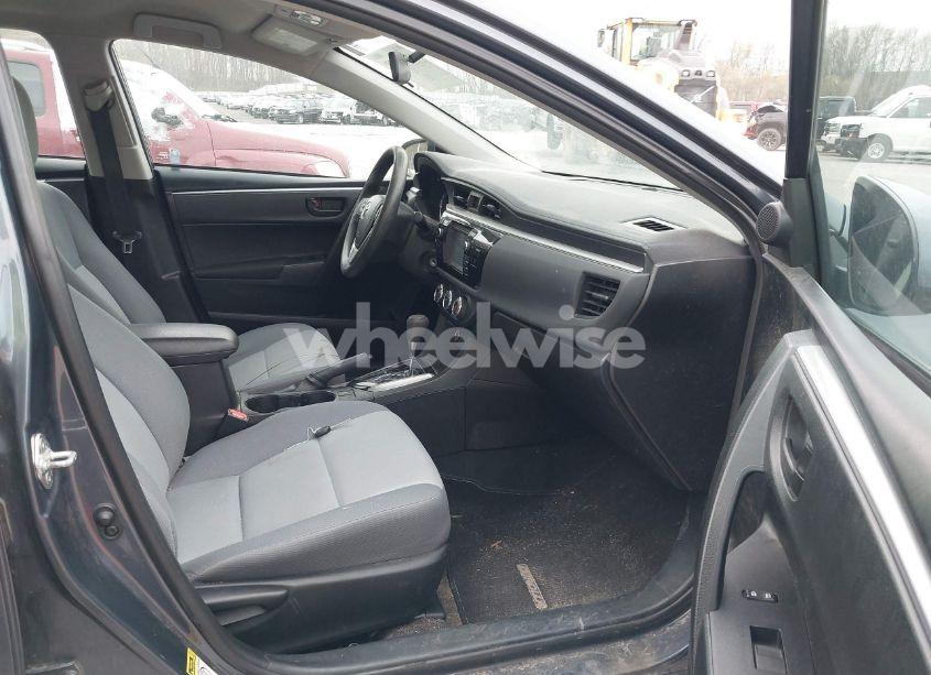 Photo 5 of 2016 Toyota Corolla L (VIN 5YFBURHE5GP377277)