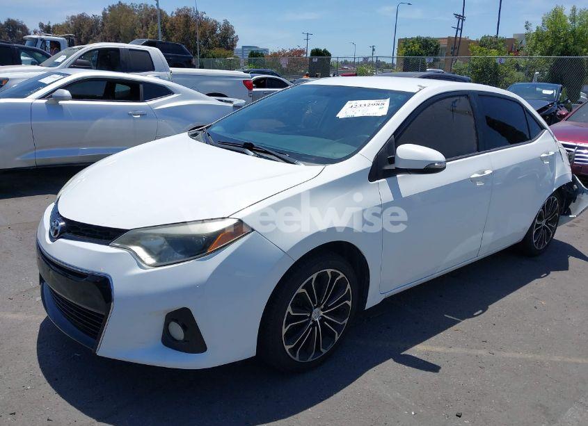 Photo 2 of 2016 Toyota Corolla S PLUS (VIN 5YFBURHE5GP378218)