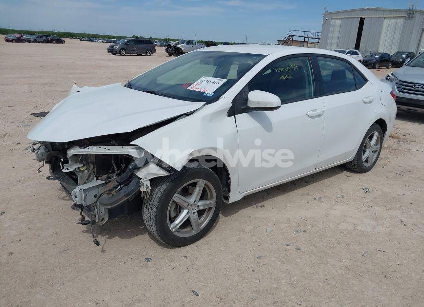 Photo 2 of 2016 Toyota Corolla LE (VIN 5YFBURHE5GP404297)