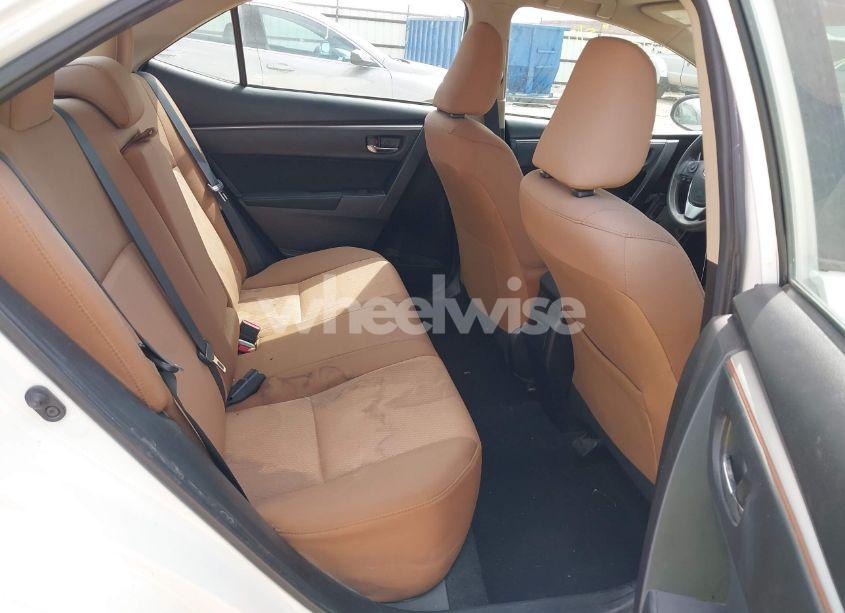 Photo 8 of 2016 Toyota Corolla LE (VIN 5YFBURHE5GP404297)