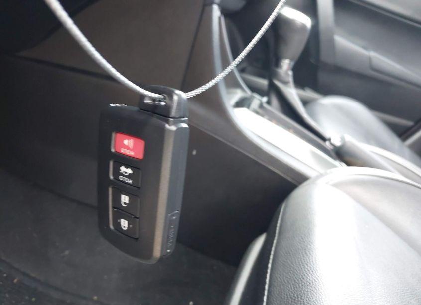 Photo 11 of 2016 Toyota Corolla S PREMIUM (VIN 5YFBURHE5GP408639)