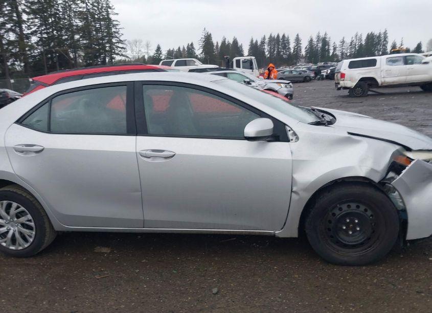 Photo 13 of 2016 Toyota Corolla LE (VIN 5YFBURHE5GP408785)