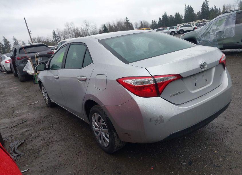 Photo 3 of 2016 Toyota Corolla LE (VIN 5YFBURHE5GP408785)