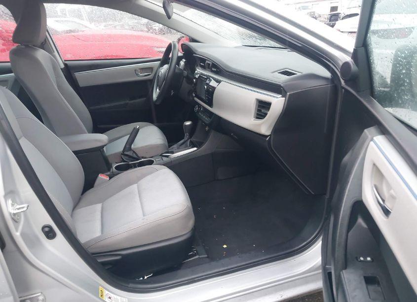 Photo 5 of 2016 Toyota Corolla LE (VIN 5YFBURHE5GP408785)