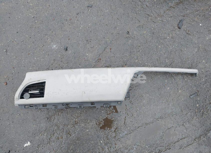 Photo 12 of 2016 Toyota Corolla LE PLUS (VIN 5YFBURHE5GP412500)