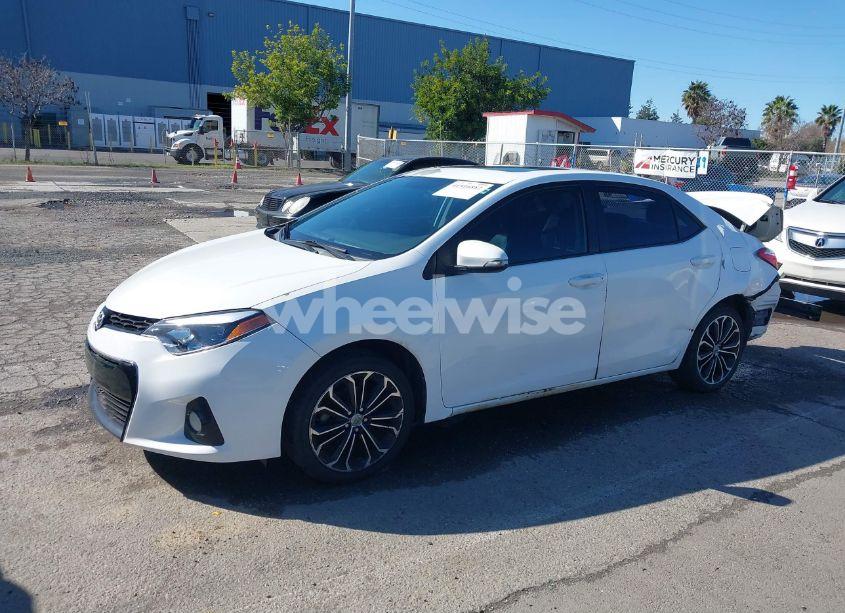 Photo 2 of 2016 Toyota Corolla S PREMIUM (VIN 5YFBURHE5GP417860)