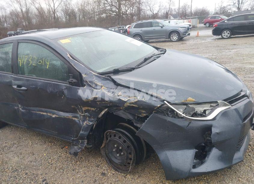 Photo 16 of 2016 Toyota Corolla LE (VIN 5YFBURHE5GP421262)