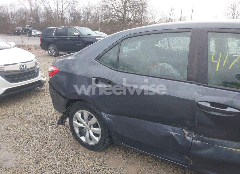 Photo 17 of 2016 Toyota Corolla LE (VIN 5YFBURHE5GP421262)