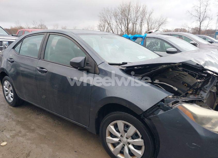 Photo 13 of 2016 Toyota Corolla LE (VIN 5YFBURHE5GP424792)