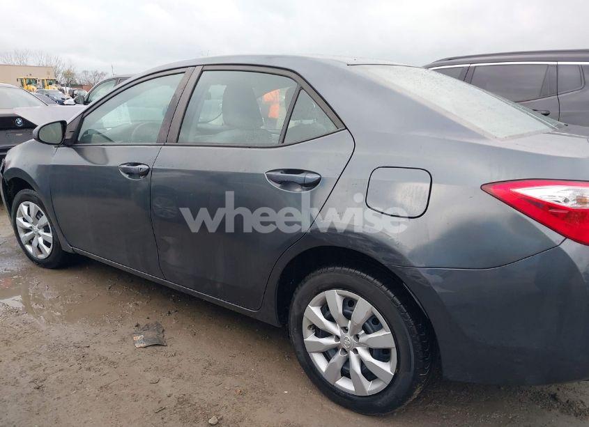 Photo 14 of 2016 Toyota Corolla LE (VIN 5YFBURHE5GP424792)