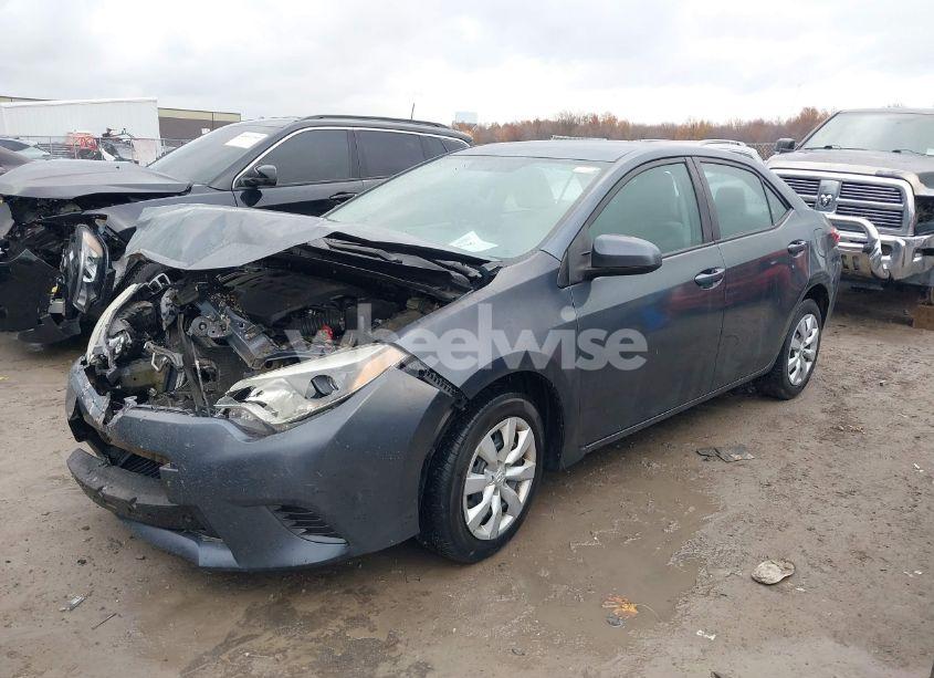 Photo 2 of 2016 Toyota Corolla LE (VIN 5YFBURHE5GP424792)
