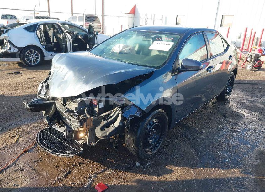 Photo 2 of 2016 Toyota Corolla LE (VIN 5YFBURHE5GP430558)