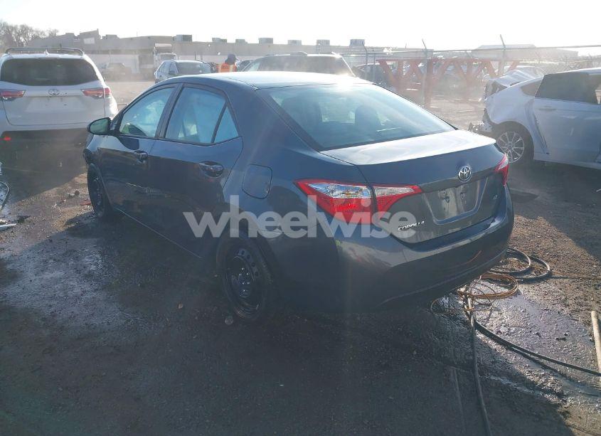 Photo 3 of 2016 Toyota Corolla LE (VIN 5YFBURHE5GP430558)