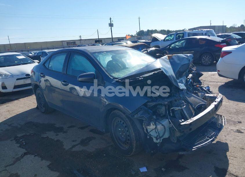 2016 Toyota Corolla LE (VIN 5YFBURHE5GP450387) main photo