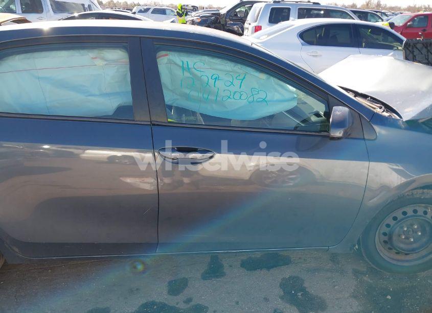 Photo 12 of 2016 Toyota Corolla LE (VIN 5YFBURHE5GP450387)