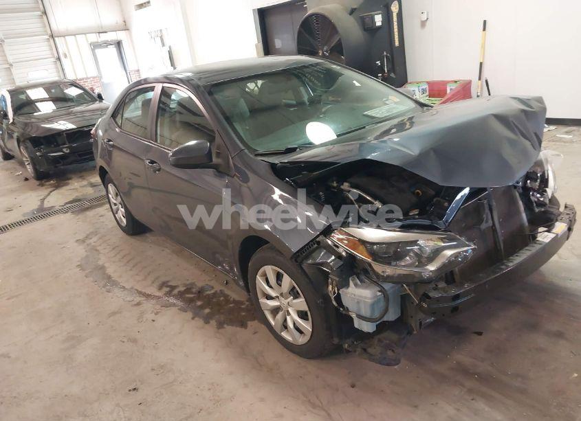 2016 Toyota Corolla LE (VIN 5YFBURHE5GP491604) main photo