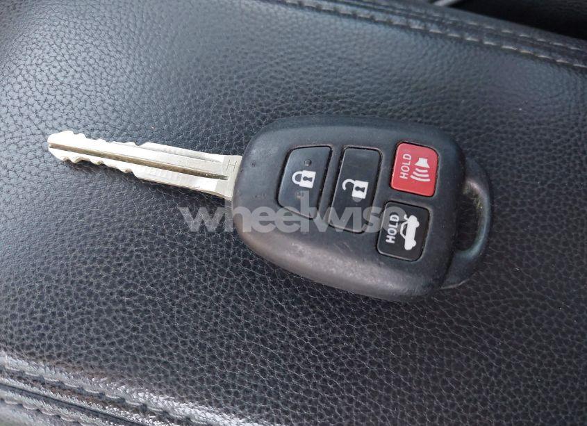 Photo 11 of 2016 Toyota Corolla S (VIN 5YFBURHE5GP504139)