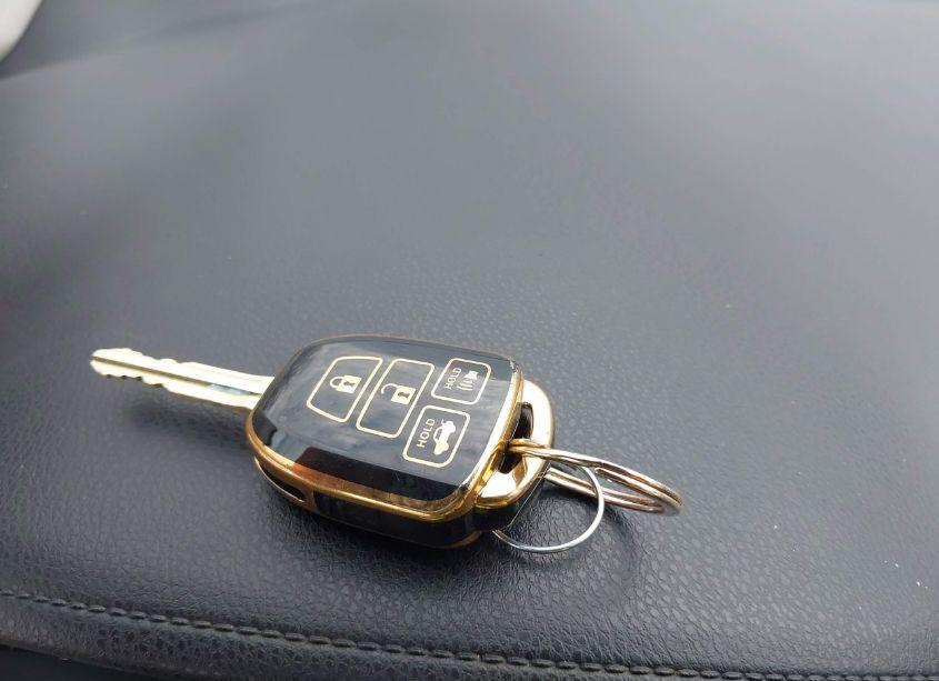 Photo 11 of 2016 Toyota Corolla S (VIN 5YFBURHE5GP547069)